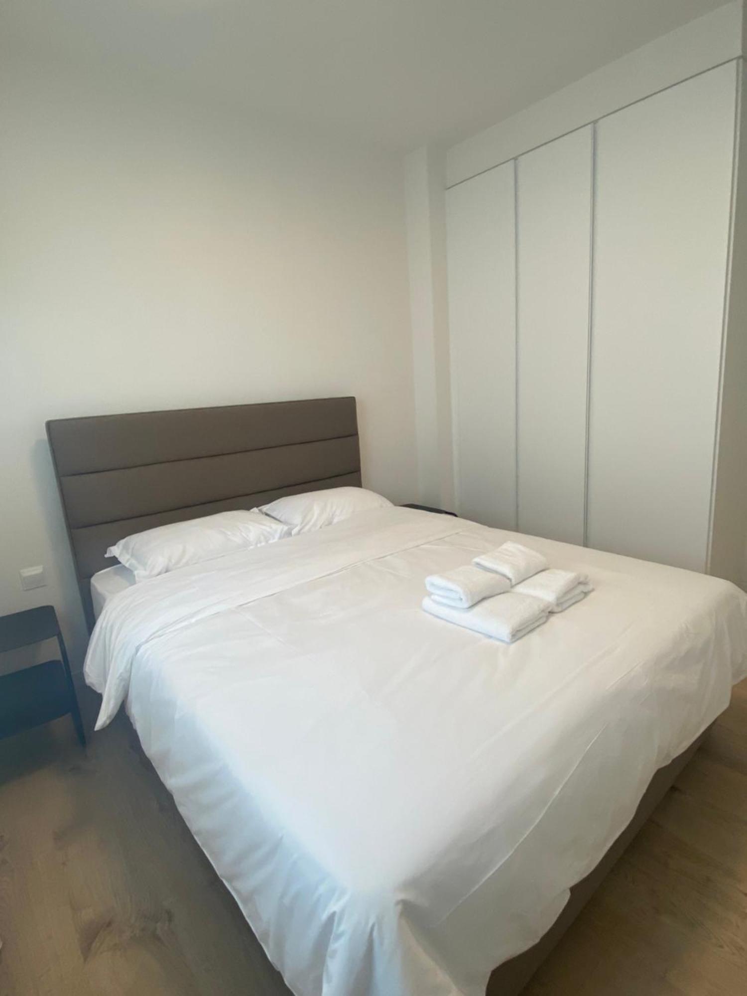 Sunset Gardens - Holiday Apartments - By Tlv Living Limassol Exterior foto